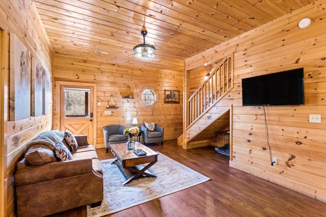 The Sly Fox - Recently Updated/ Ideal Pf Location Pigeon Forge Ngoại thất bức ảnh